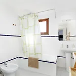 Lets Holidays 1 Min To The *