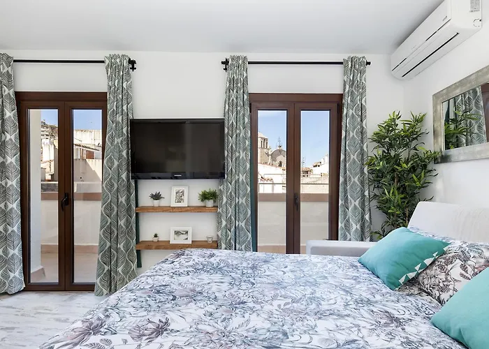 Lets Holidays Nice Apartment 1 Min To The Beach Apartment